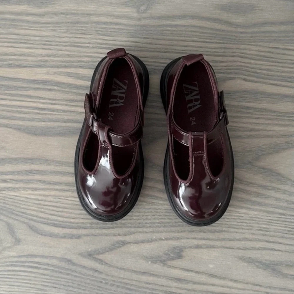 ZARA TODDLER GIRL PATENT FINISH T-STRAP SHOES